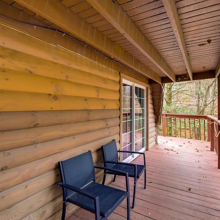 Gatlinburg A-Frame Home With Hot Tub Near Parkway 外观 照片