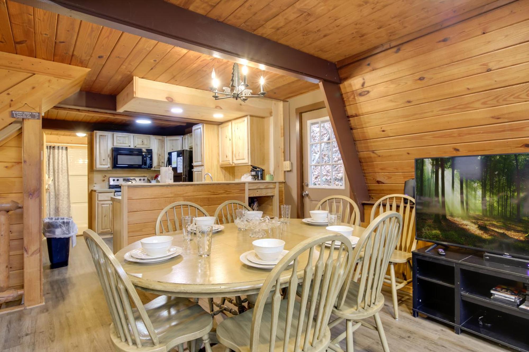 Gatlinburg A-Frame Home With Hot Tub Near Parkway 外观 照片